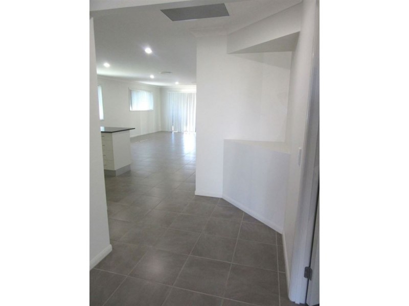 43 Whitehaven Drive, Blacks Beach QLD 4740