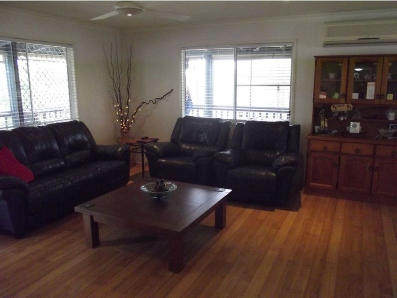 18 Windsor Drive, Hay Point QLD 4740