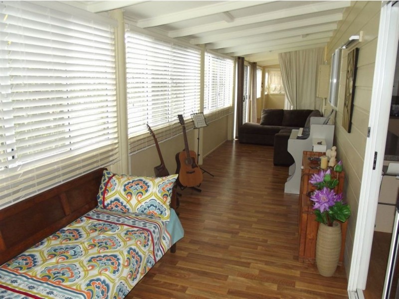 18 Windsor Drive, Hay Point QLD 4740