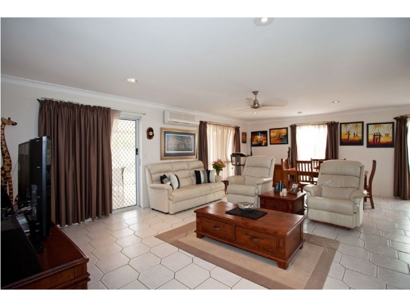 16 Pardoe Street, Bucasia QLD 4750