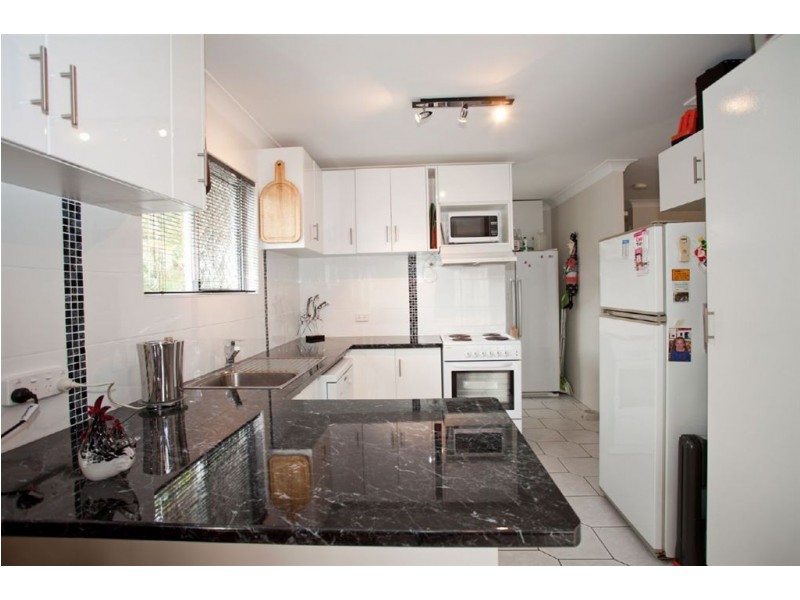 16 Pardoe Street, Bucasia QLD 4750