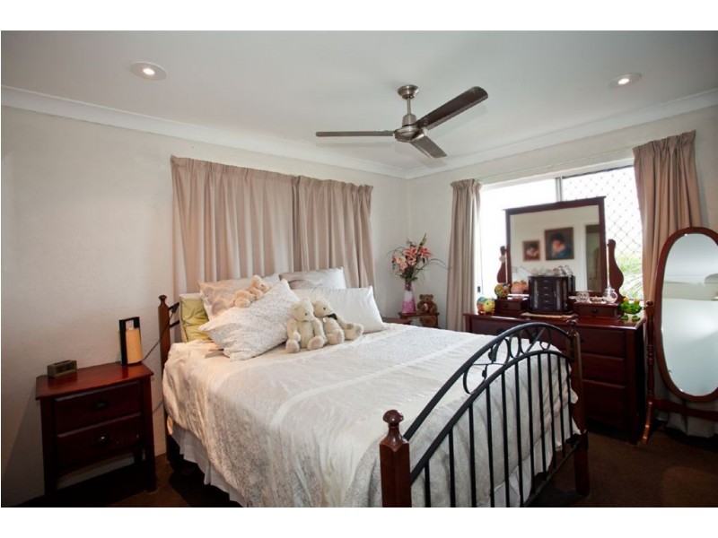 16 Pardoe Street, Bucasia QLD 4750