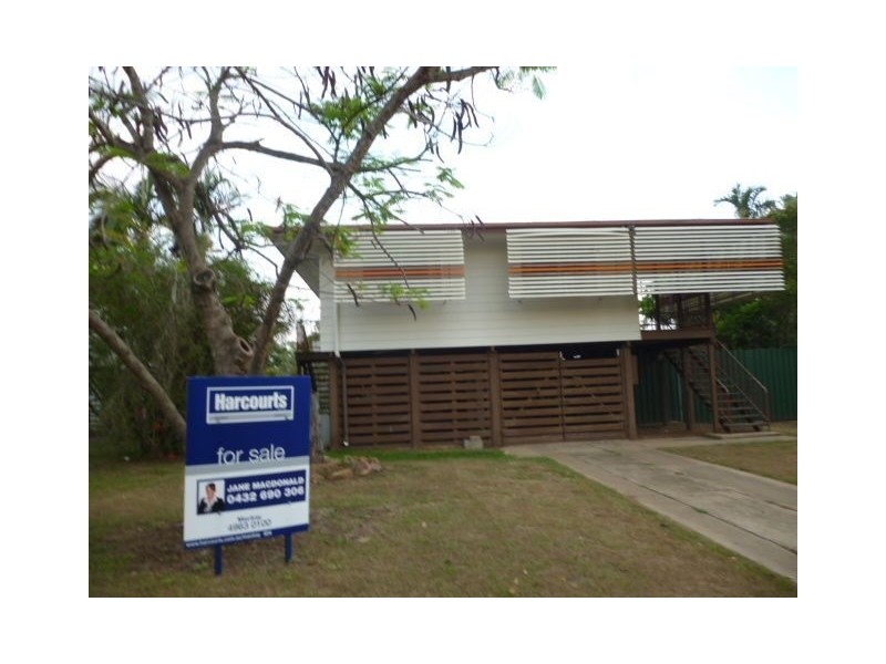 15 Brock Crescent, Dysart QLD 4745