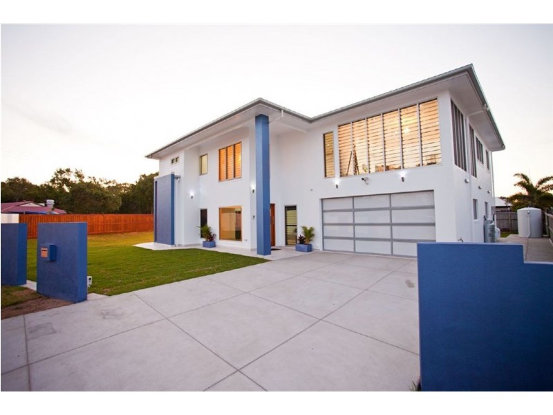 1 Turtle Place, Blacks Beach QLD 4740