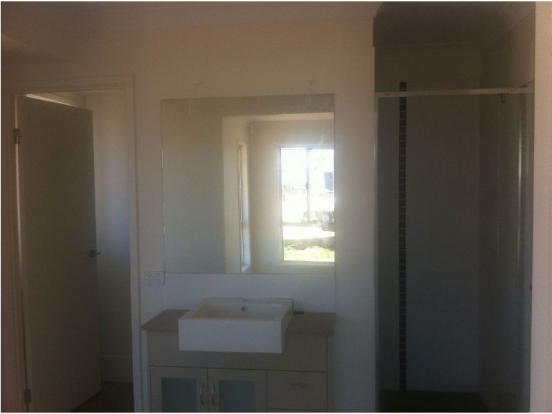 28 Lawrence Street, Walkerston QLD 4751