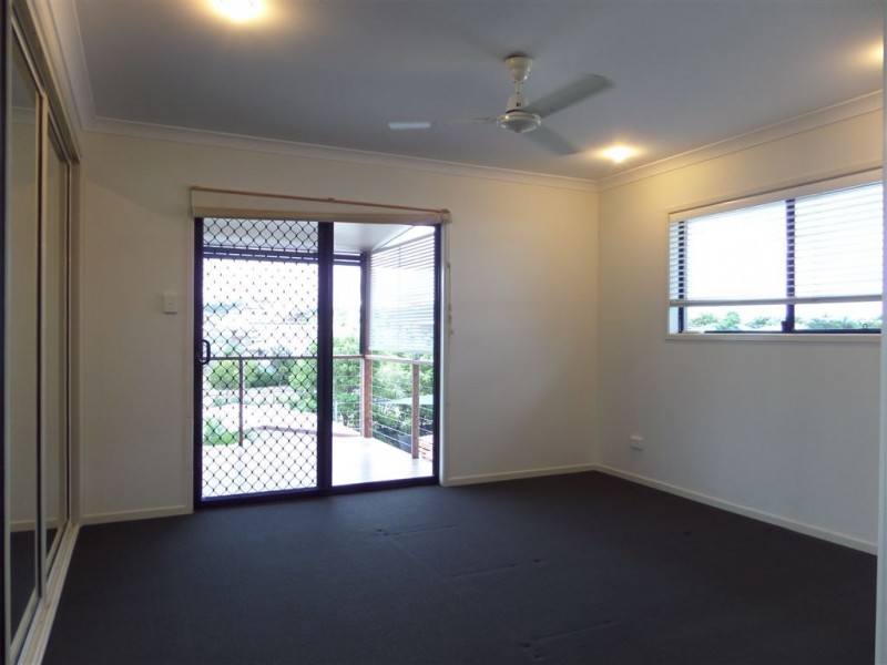 6 Gillies Court, Rural View QLD 4740