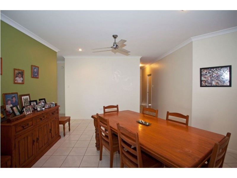 7 Centennial Drive, Glenella QLD 4740