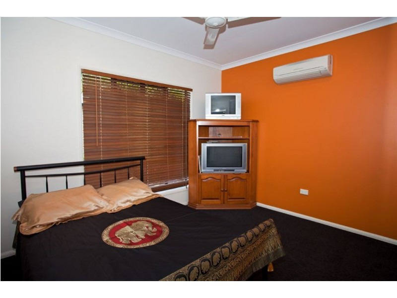 7 Centennial Drive, Glenella QLD 4740