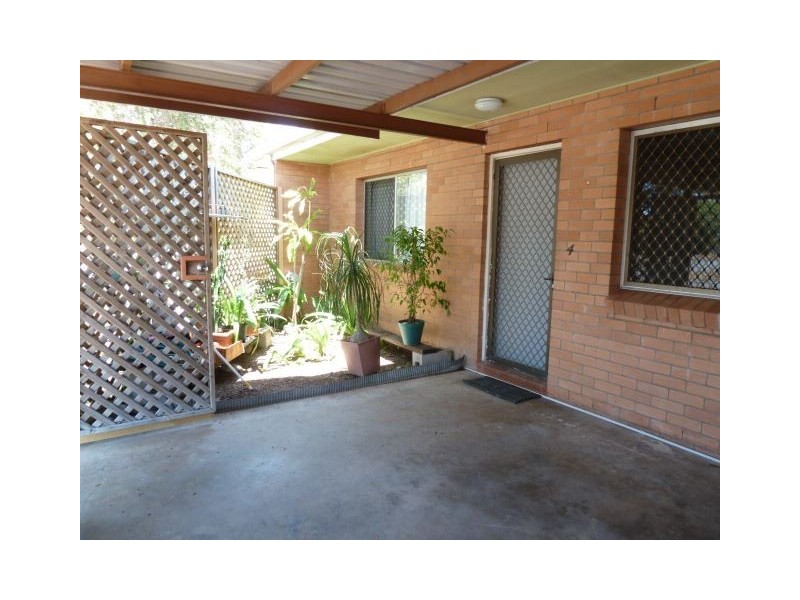 4/52 Mengel Street, South Mackay QLD 4740