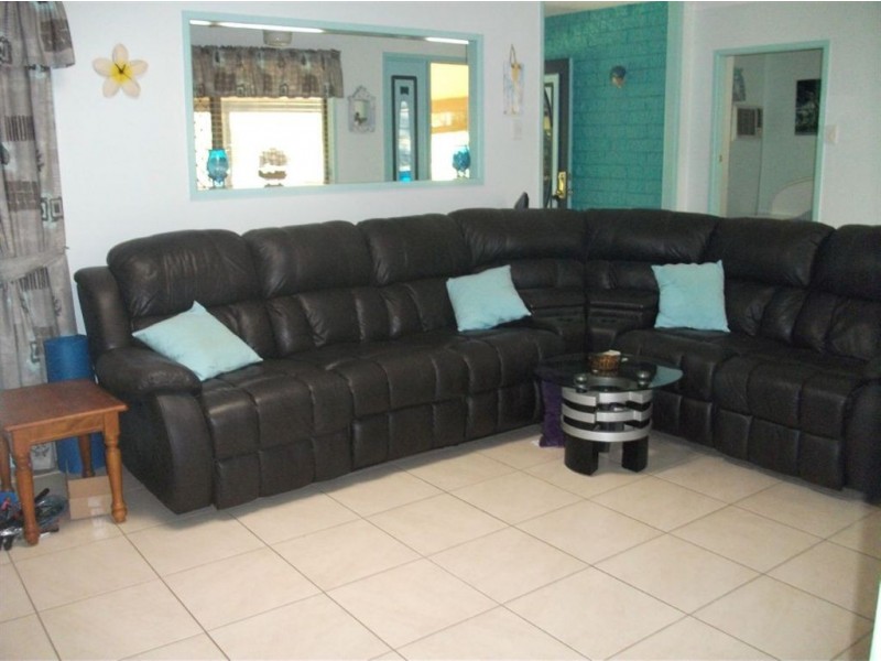 3 Waverley Street, Bucasia QLD 4750