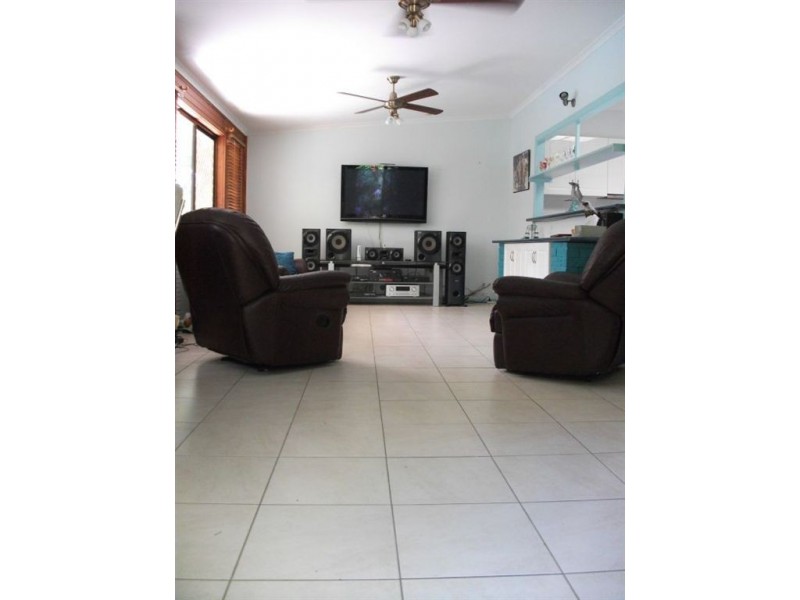 3 Waverley Street, Bucasia QLD 4750