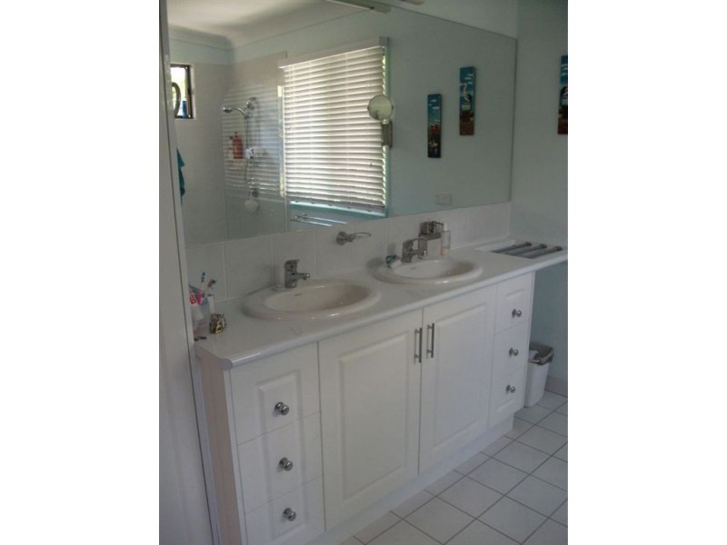 3 Waverley Street, Bucasia QLD 4750