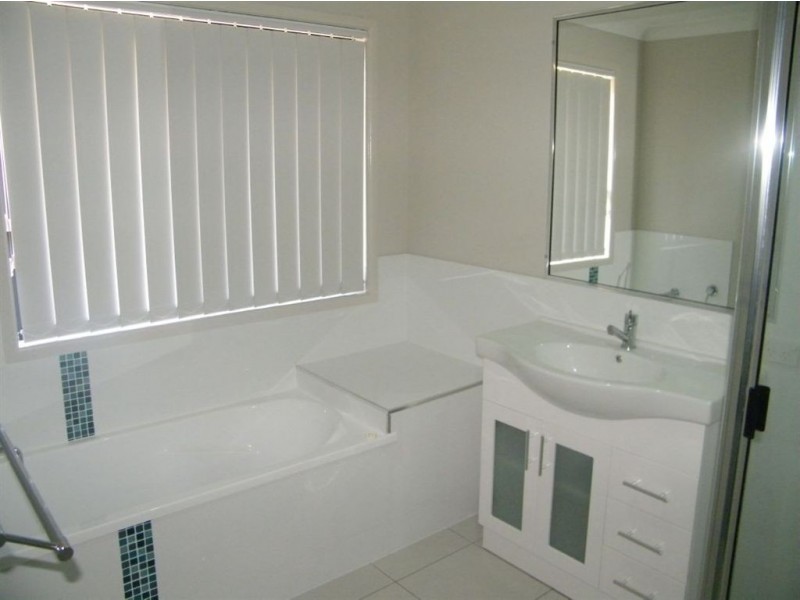 38 Botanical Drive, Ooralea QLD 4740