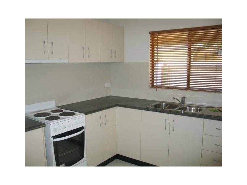 1/36 Hamilton Street, North Mackay QLD 4740