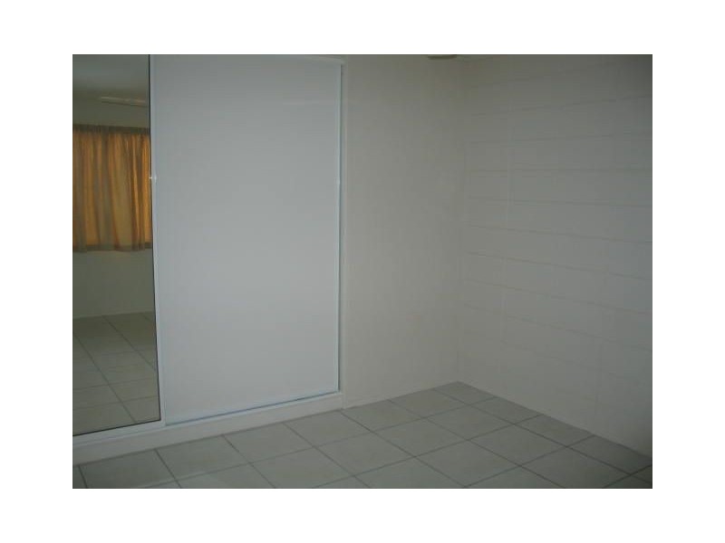 1/36 Hamilton Street, North Mackay QLD 4740