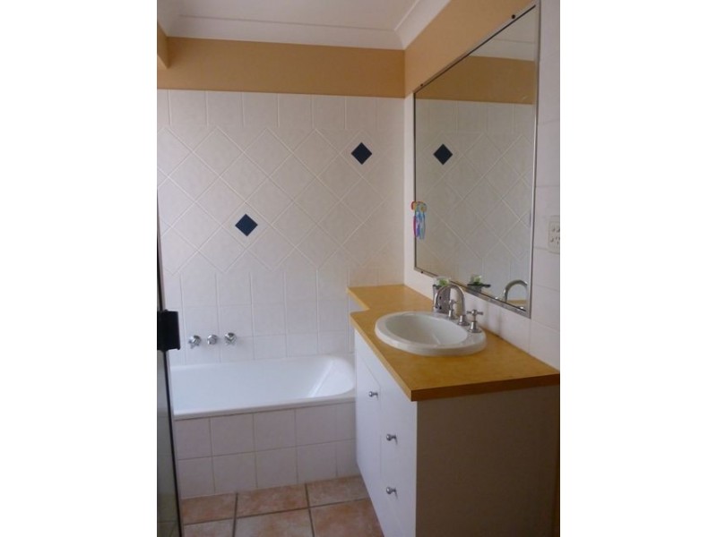 16 Nautilus  Parade, Bucasia QLD 4750