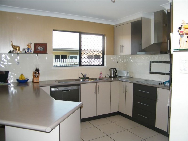 23 Robinson Avenue, Walkerston QLD 4751