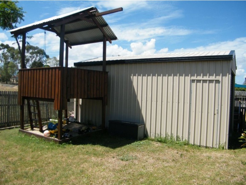23 Robinson Avenue, Walkerston QLD 4751
