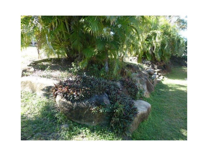 14 Muldoon Court, Eimeo QLD 4740