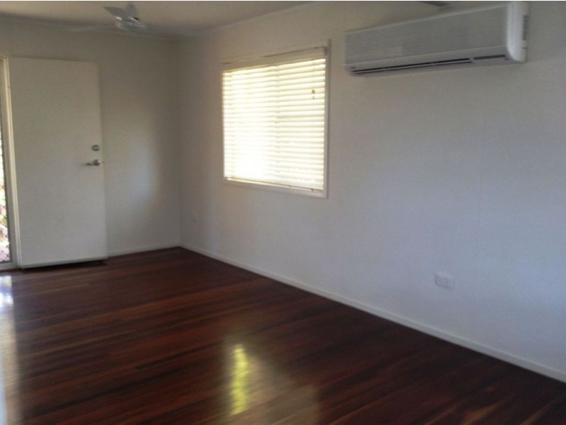 21 Mackay Street, Moranbah QLD 4744