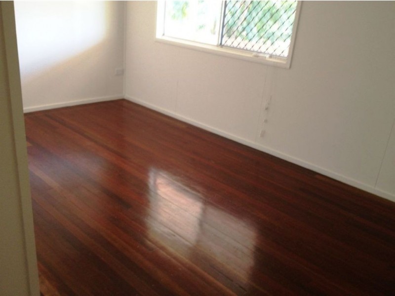 21 Mackay Street, Moranbah QLD 4744