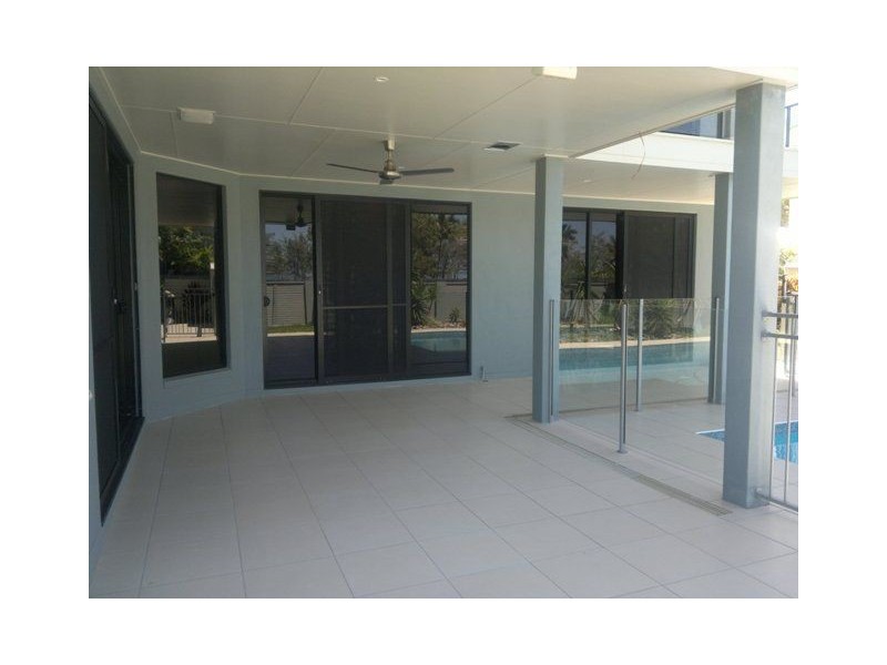19 Turtle Place, Blacks Beach QLD 4740