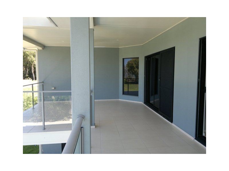19 Turtle Place, Blacks Beach QLD 4740