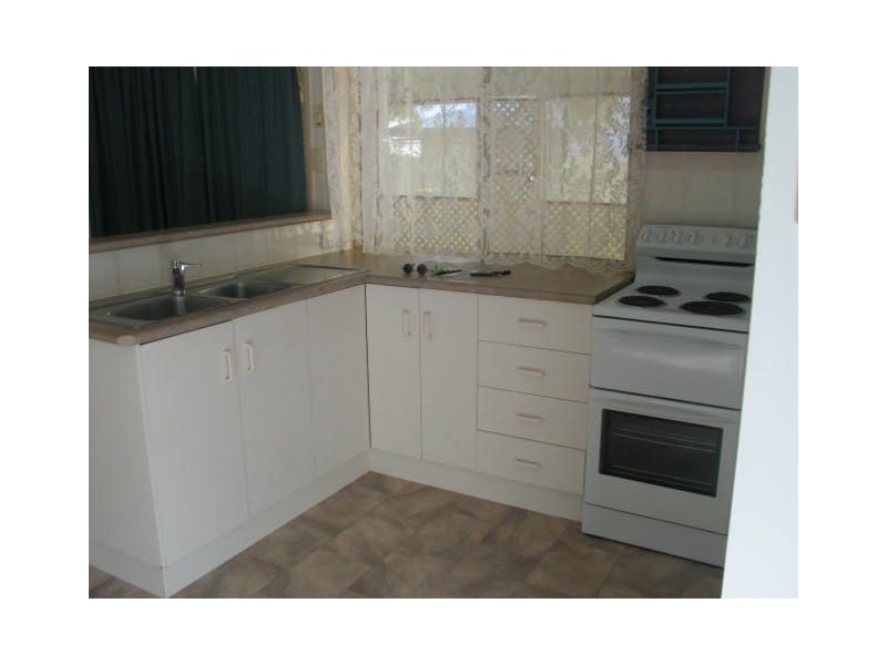 6 Zamia Court, Andergrove QLD 4740