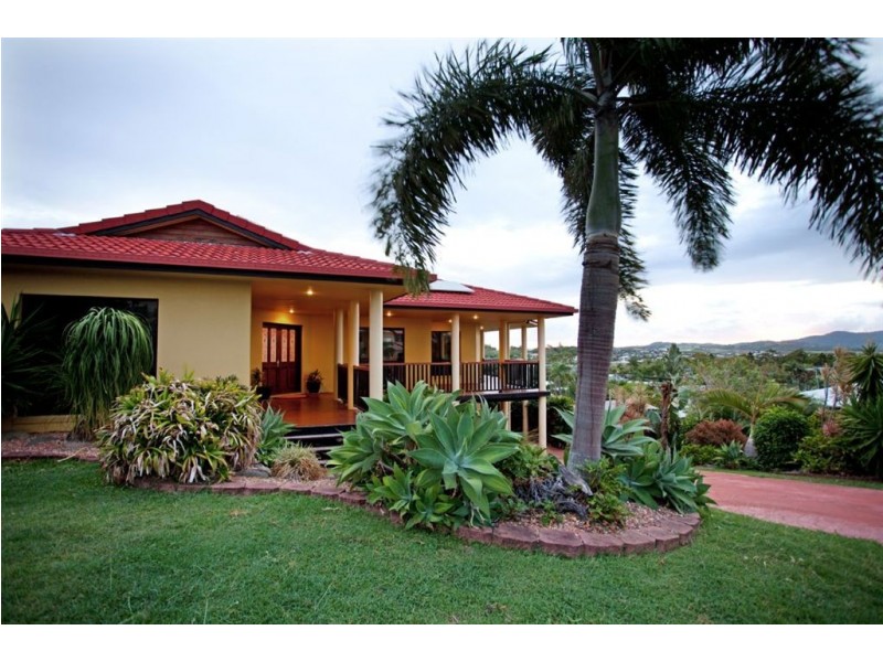 8 Coral Ridge Drive, Eimeo QLD 4740