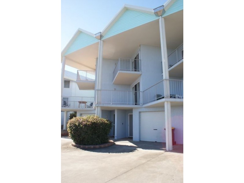 4/482 Bridge, West Mackay QLD 4740