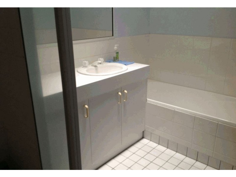 4/482 Bridge, West Mackay QLD 4740