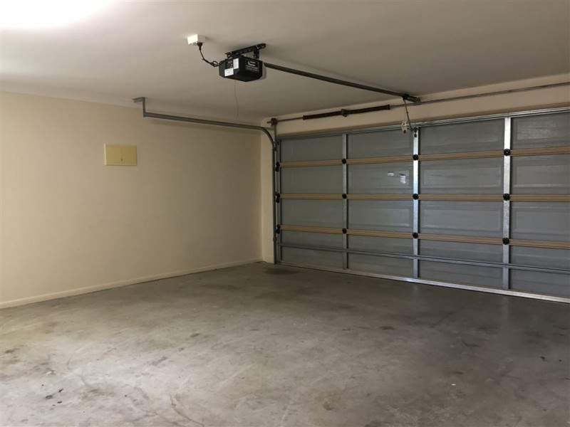 1/4 Coogee Tce, Blacks Beach QLD 4740