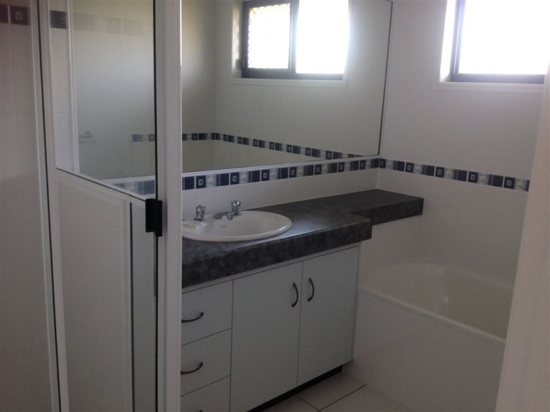 2 Eileen Street, Walkerston QLD 4751