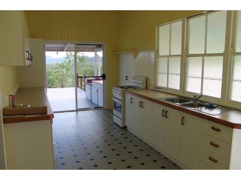 647 Cape Hillsborough Road, Seaforth QLD 4741