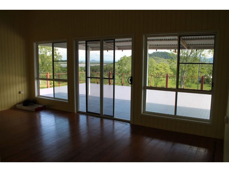 647 Cape Hillsborough Road, Seaforth QLD 4741