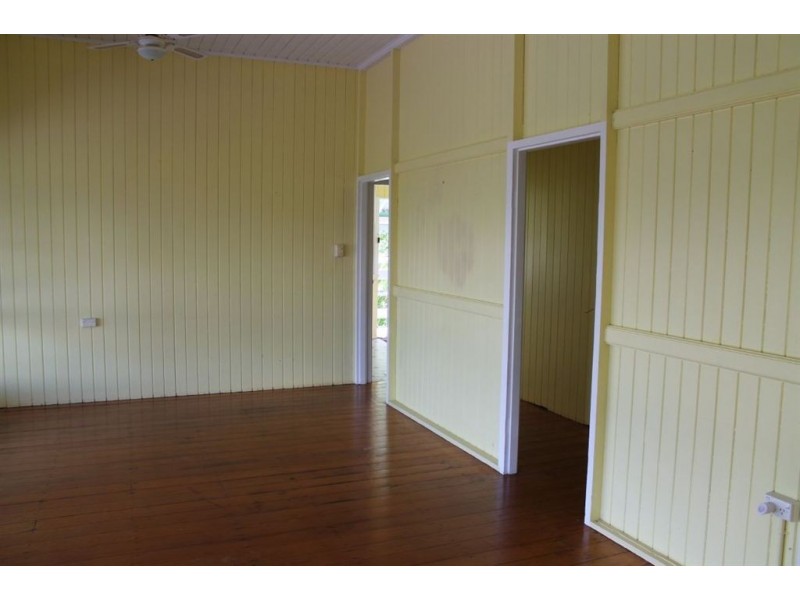 647 Cape Hillsborough Road, Seaforth QLD 4741