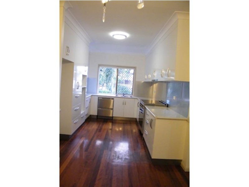 5 Arana Drive, Rural View QLD 4740