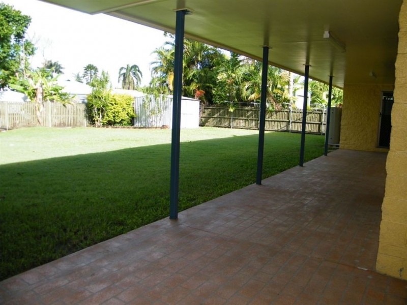 11 Farquhar Street, Beaconsfield QLD 4740