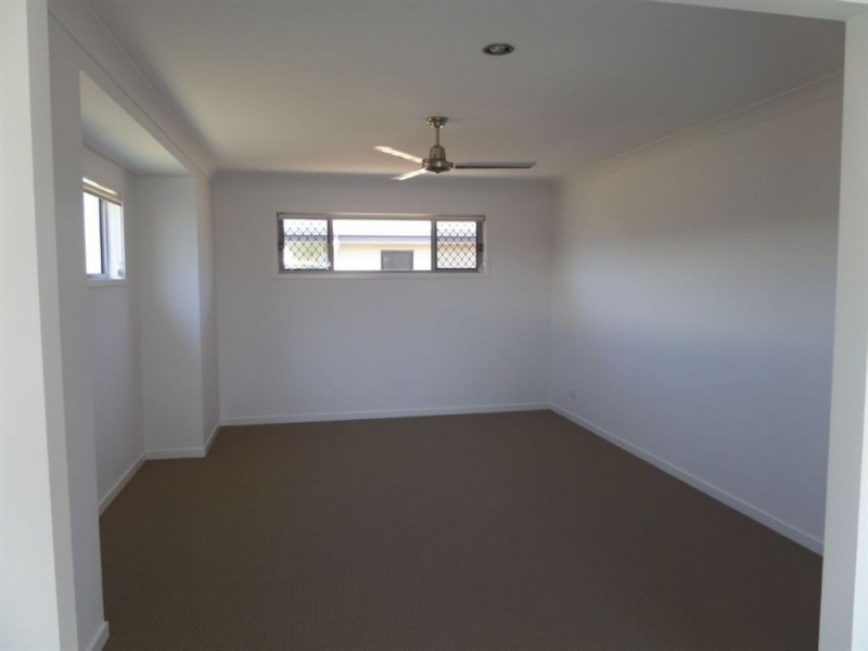 1 Goldwyn Close, Ooralea QLD 4740