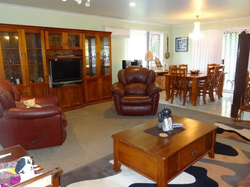 10 Bergmans Road, Walkerston QLD 4751