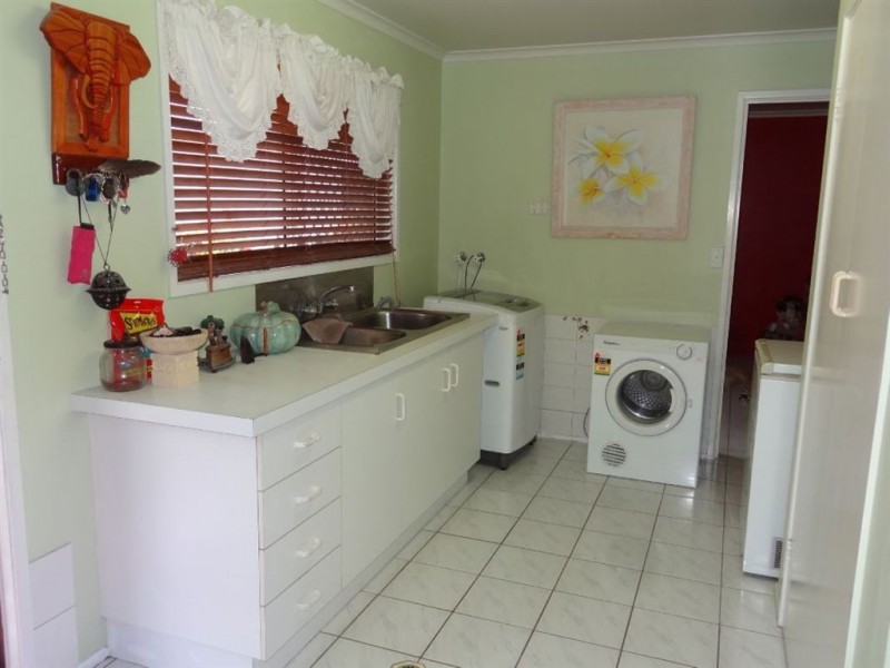 10 Bergmans Road, Walkerston QLD 4751