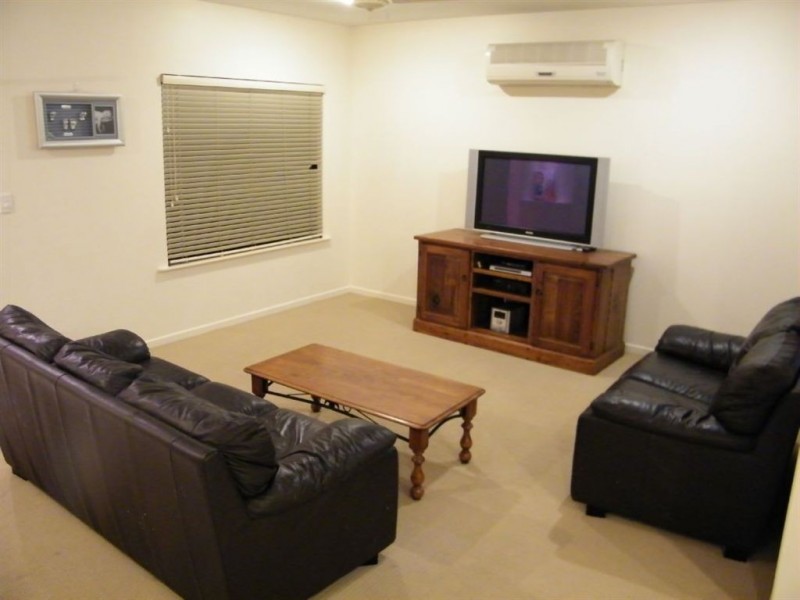 1 Corella Way, Blacks Beach QLD 4740