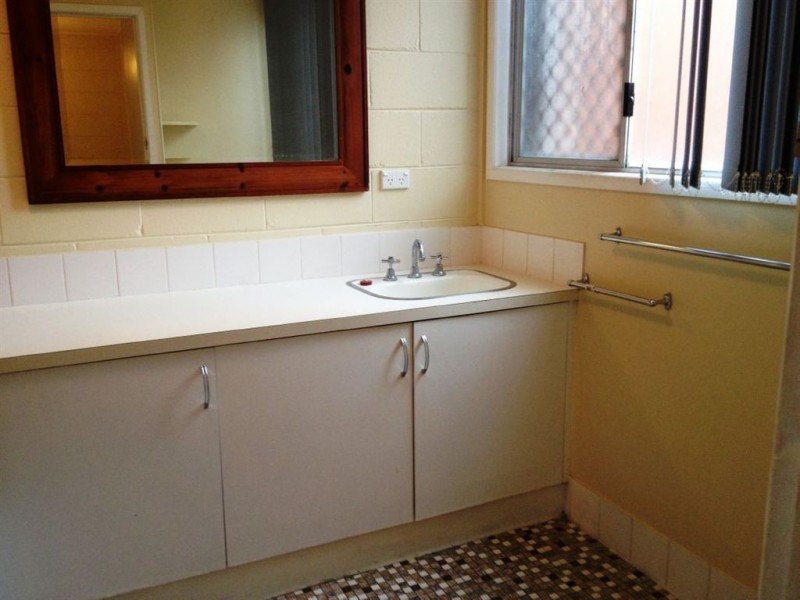 2/12 East Gordon Street, Mackay QLD 4740