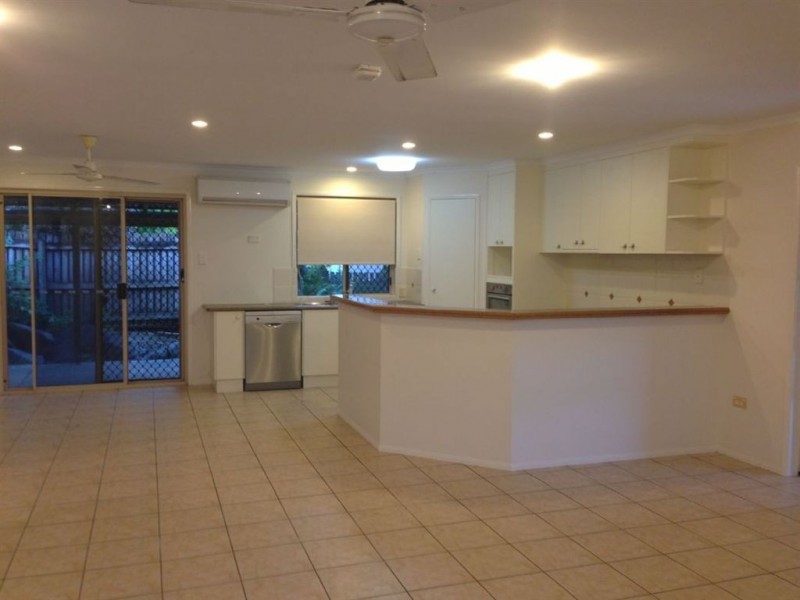 12 Carne Court, Eimeo QLD 4740