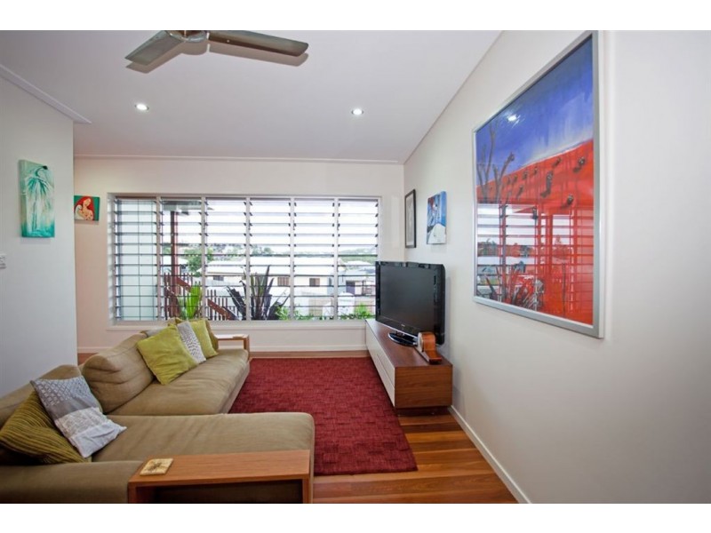 16 Cosford Drive, Eimeo QLD 4740