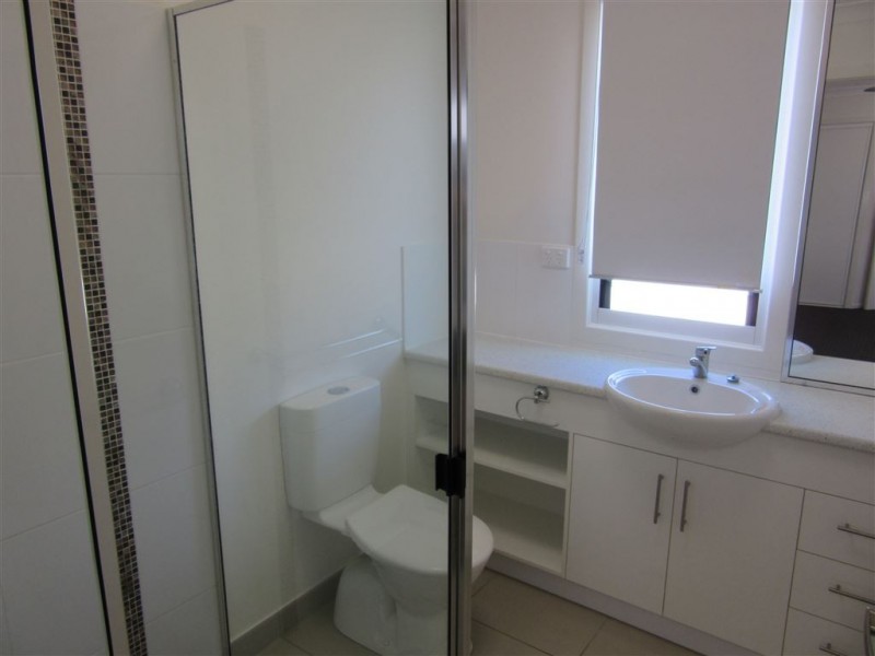 20 Maranark Avenue, Glenella QLD 4740