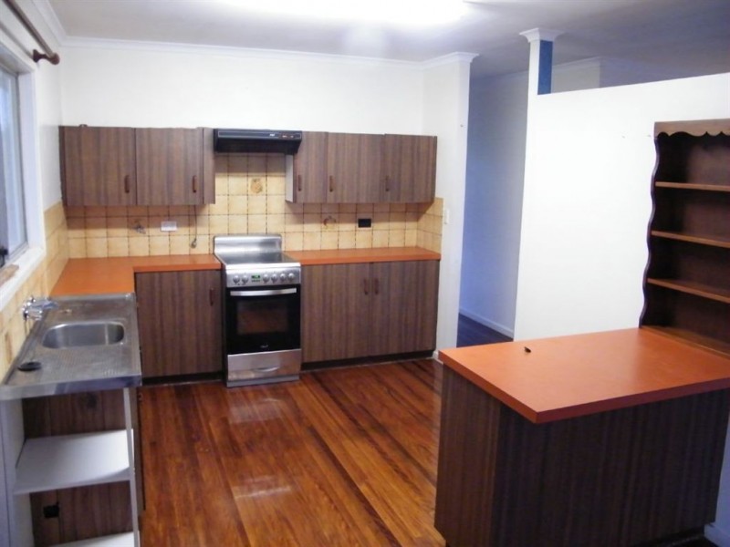 16 Tulloch Street, Ooralea QLD 4740