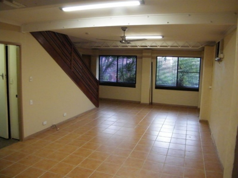 16 Tulloch Street, Ooralea QLD 4740