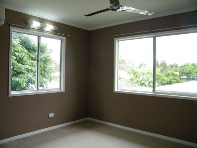 16 Tulloch Street, Ooralea QLD 4740