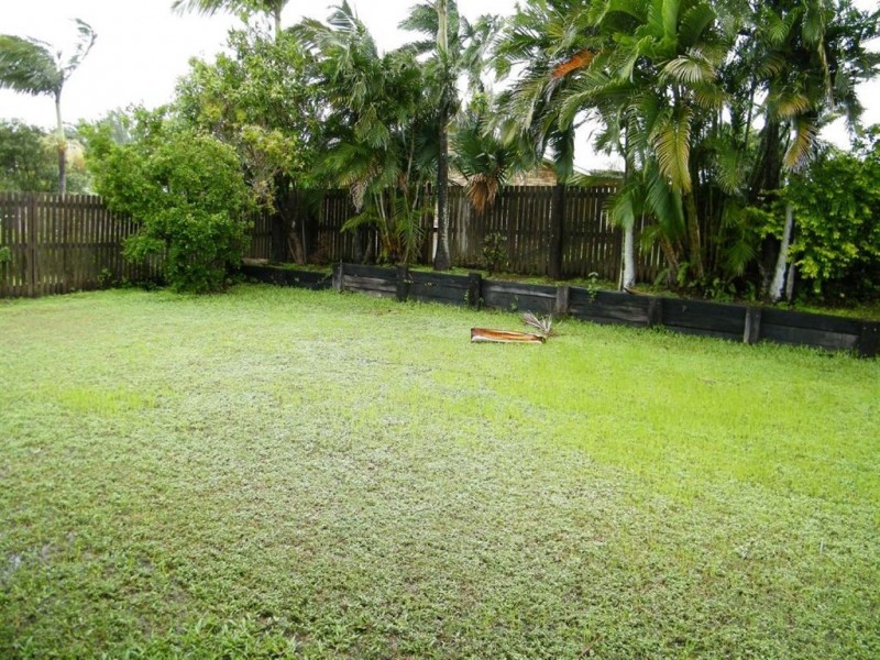 3 Lazarus Court, Eimeo QLD 4740